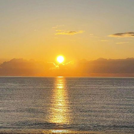 Beachhouse Galore Estepona Dış mekan fotoğraf